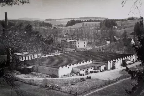 Historie nekořské továrny