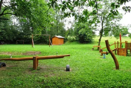 Herní a odpočinkové prvky Hřiště Bredůvka