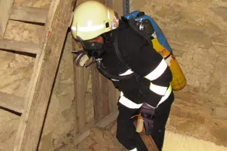 Výcvik zásahové jednotky s dýchací technikou