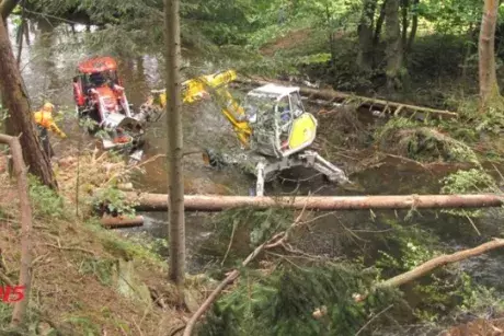 Červnové a červencové události