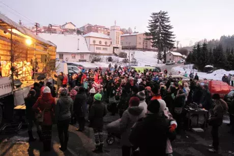 Rozsvěcení vánočního stromu 3.12.2016