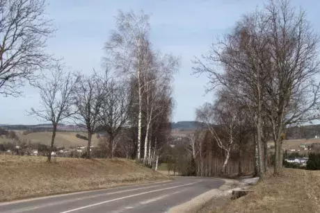 březen-květen 2017