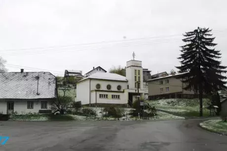 březen-květen 2017