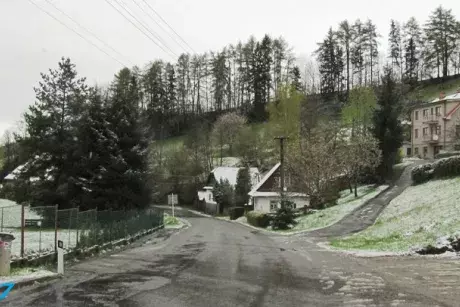 březen-květen 2017