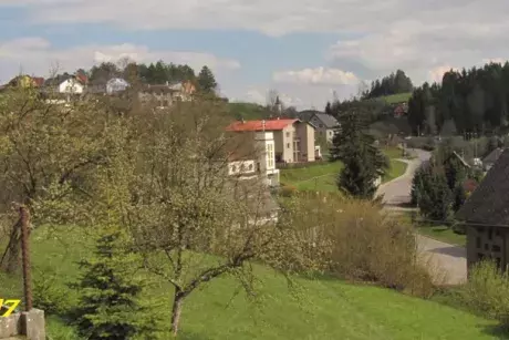 březen-květen 2017