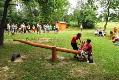 Herní a odpočinkové prvky Hřiště Bredůvka
