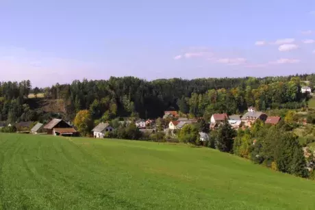 Panoramatické pohledy na Nekoř