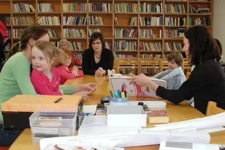 Čteme a tvoříme....