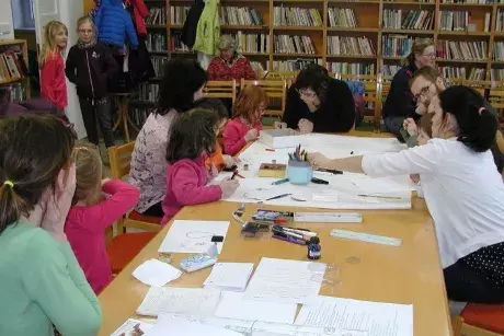 Čteme a tvoříme....