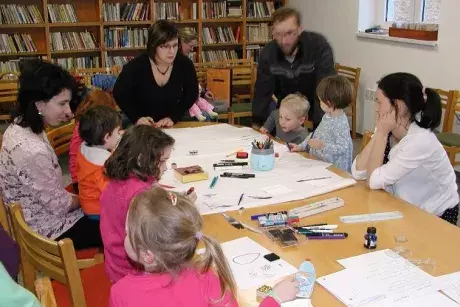 Čteme a tvoříme....