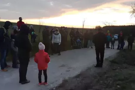 17. listopad 2019 - sázení pamětní lípy